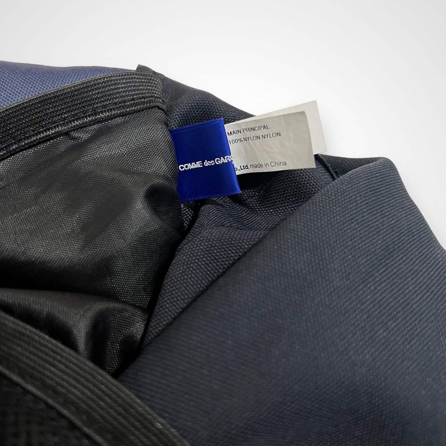 COMME DES GARCONS SHIRT