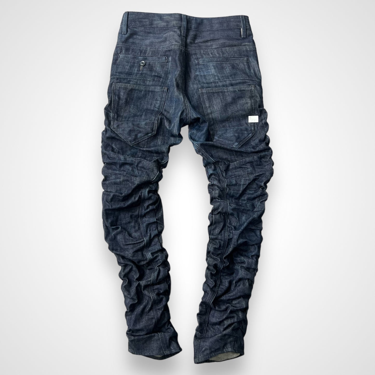 RAW RESEARCH by AITOR THROUP