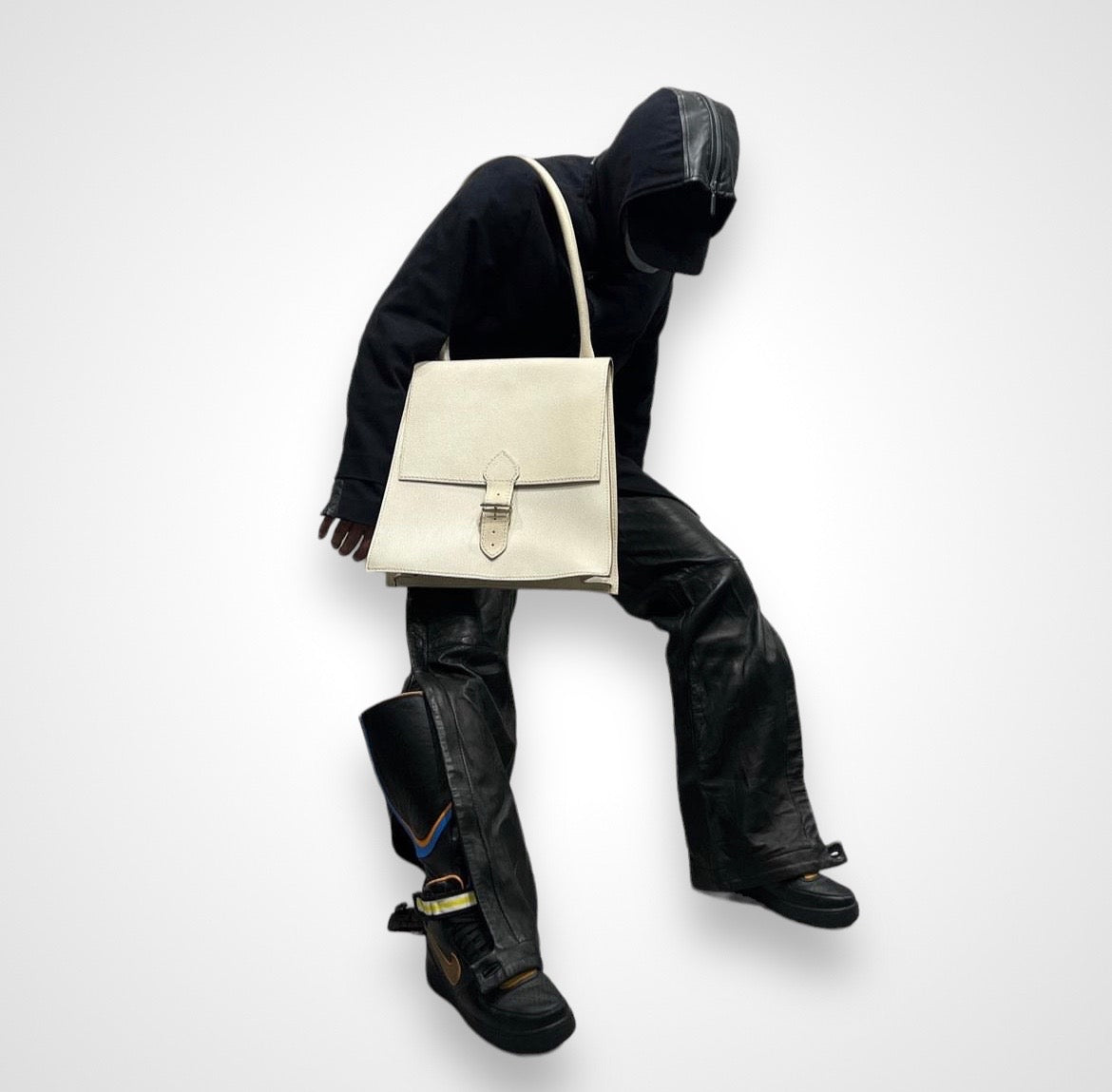 AW2011 BALENCIAGA BY NICOLAS GHESQUIERE