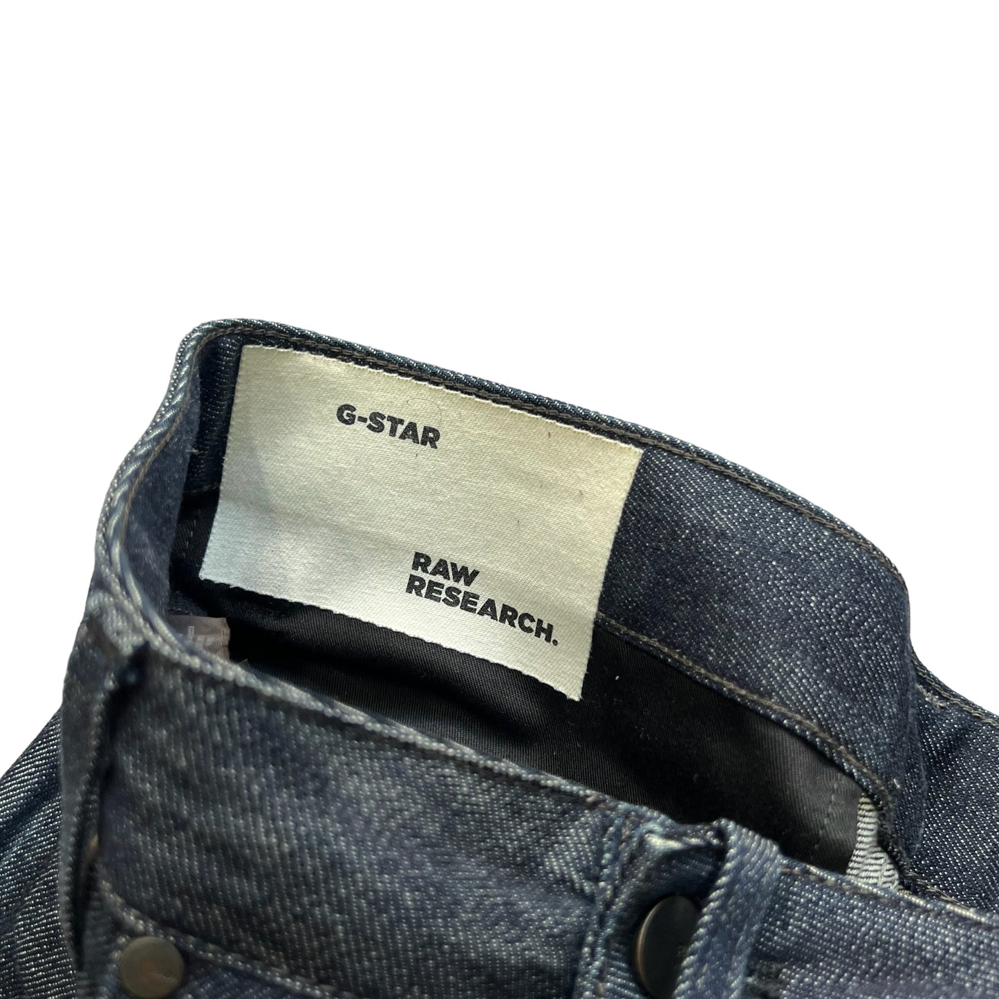 RAW RESEARCH by AITOR THROUP