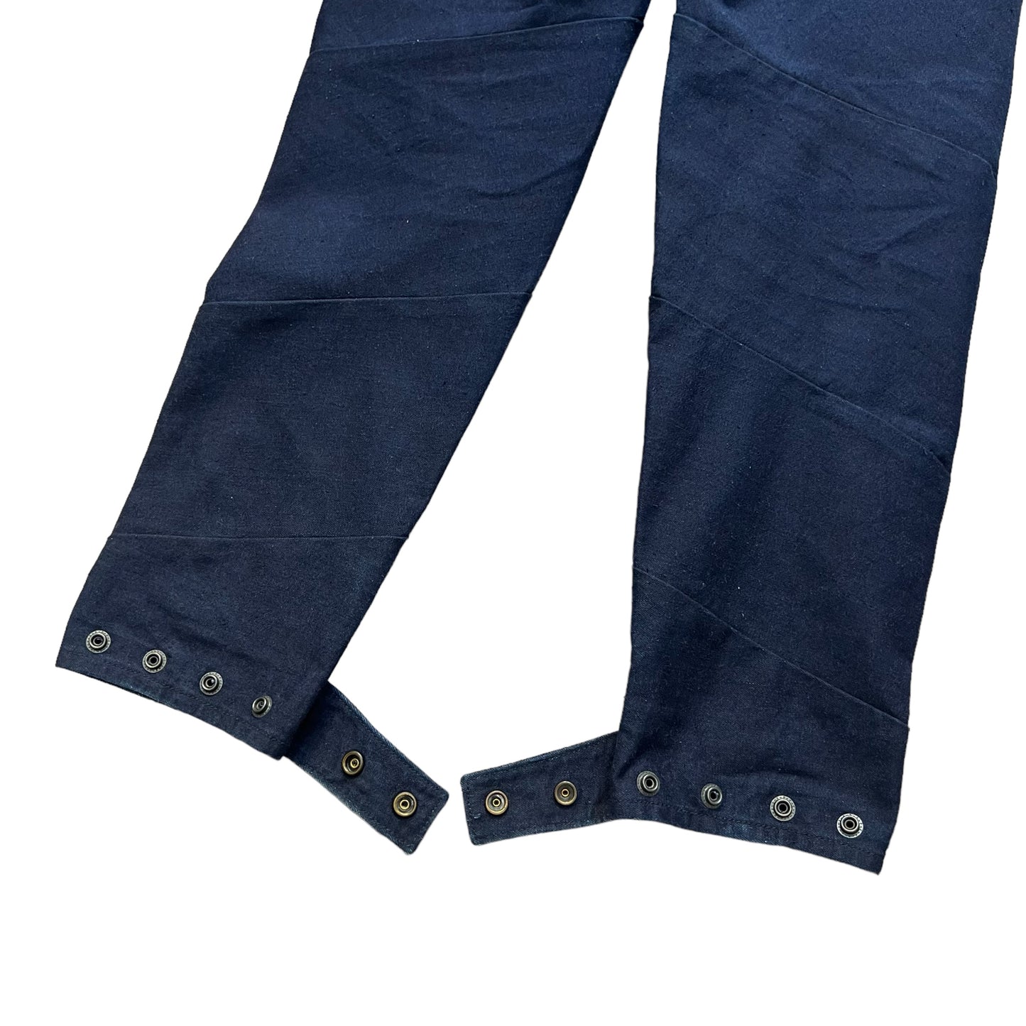 RAW RESEARCH by AITOR THROUP