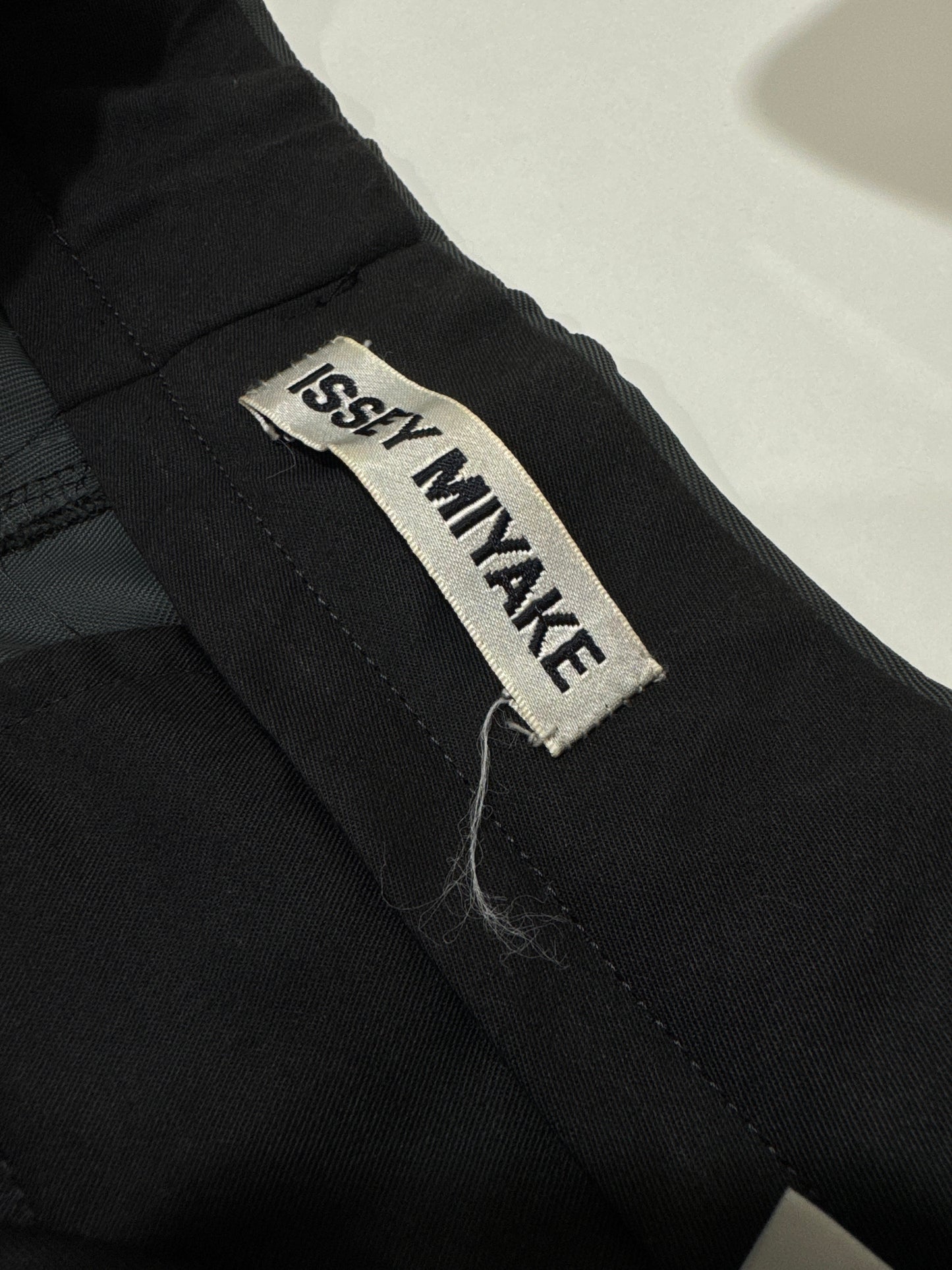 AW2000 ISSEY MIYAKE
